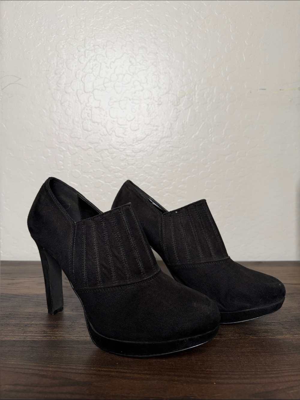 Naturalizer Black Suede Platform High Heel Booties